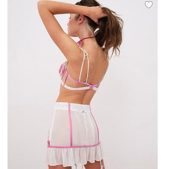 NWT For Love & Lemons Festival Floral Underwire Bra Victoria Secret’s 34D - Picture 4 of 11